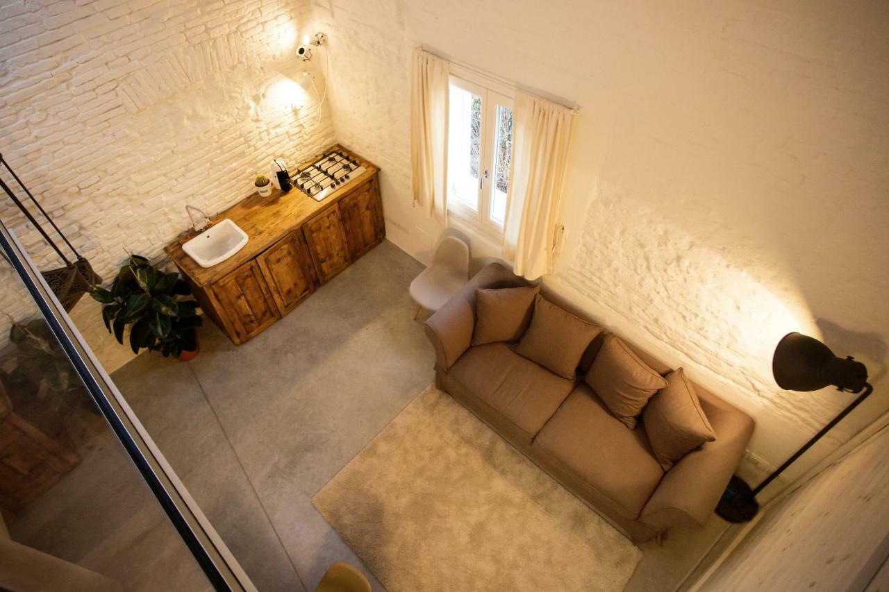 Sasaral Suites Чезена Экстерьер фото