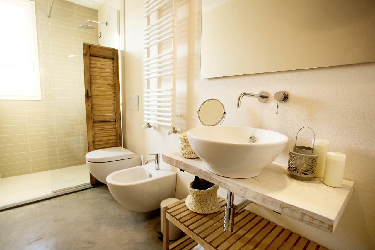 Sasaral Suites Чезена Экстерьер фото